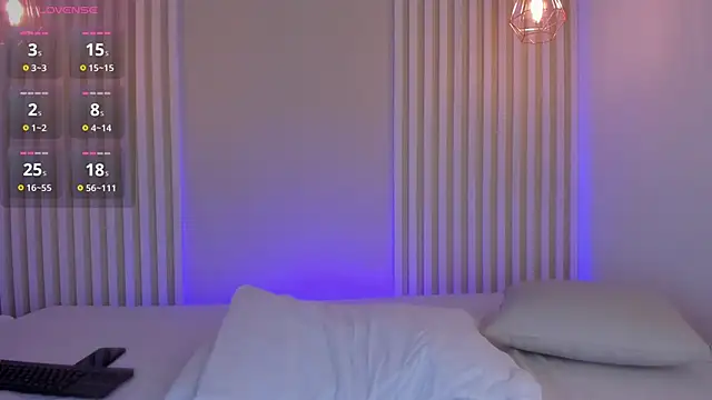 Snapshot of rossvega chatting on 09-30-25, 08:03 rossvega online show from 09-30-25, 08:03