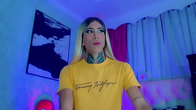 Julia Bulette1 online show from 05-09-26, 01:00