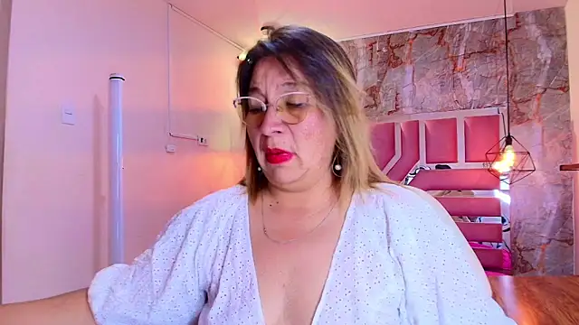 MaylinRosse  online show from 05-04-26, 06:59