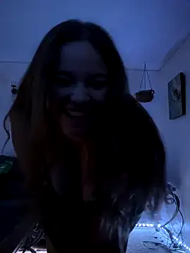 Snapshot of blondefun3818 chatting on 09-26-25, 02:15 blondefun3818 online show from 09-26-25, 02:15