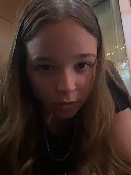 Snapshot of blondefun3818 chatting on 11-16-25, 12:05 blondefun3818 online show from 11-16-25, 12:05