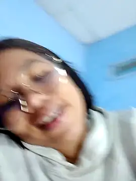 little onixx online show from 10-02-25, 12:01