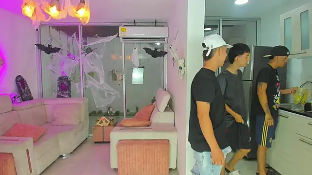 Houseofwarrios online show from 10-04-25, 06:11