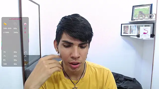 David 925  online show from 11-25-25, 03:39