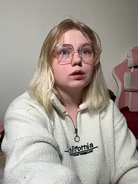 lame cat online show from 10-18-25, 01:08