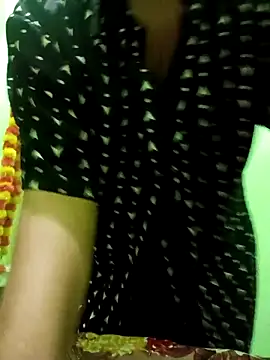 Snapshot of sanaya_3 chatting on 02-17-26, 02:08 sanaya 3 online show from 02-17-26, 02:08