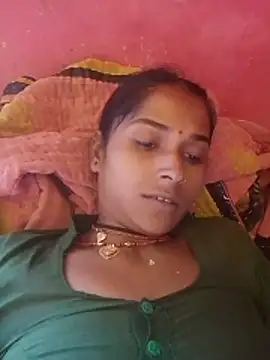 Snapshot of Hot_reshmaji chatting on 05-06-26, 05:57 Hot reshmaji online show from 05-06-26, 05:57
