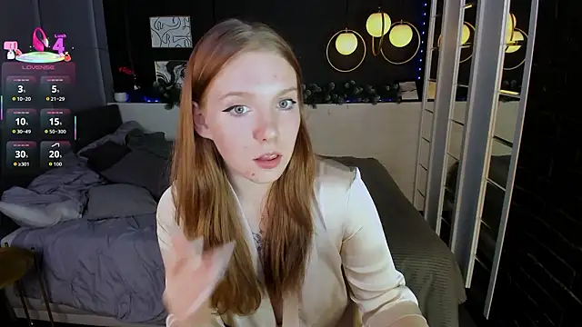 Layla Glam online show from 01-18-26, 01:48