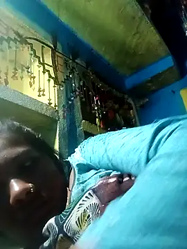 Soya8080 online show from 10-04-25, 03:48