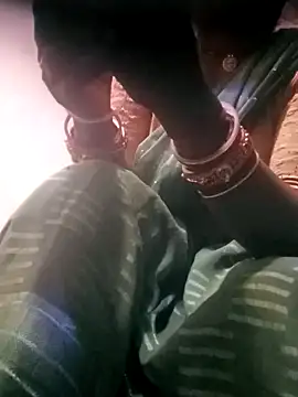 Soya8080 online show from 11-01-25, 09:17