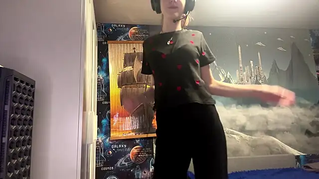 Elira Breeze online show from 11-03-25, 05:25