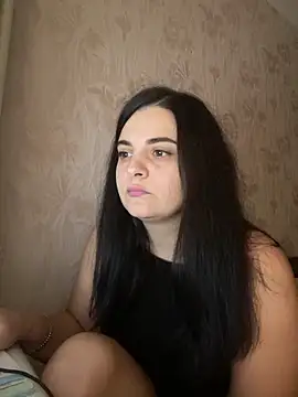 Snapshot of SweetBerryX chatting on 11-18-25, 08:41 SweetBerryX online show from 11-18-25, 08:41