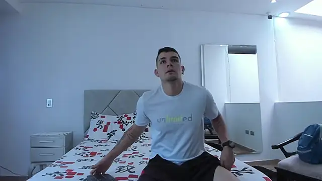 BooyHott  online show from 09-24-25, 07:28