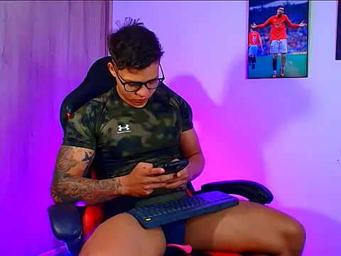 evan greey online show from 10-08-25, 03:48