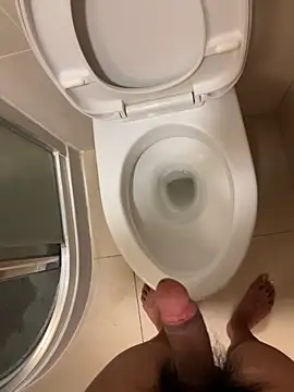 Snapshot of leeyoung_ chatting on 10-10-25, 03:55 leeyoung online show from 10-10-25, 03:55