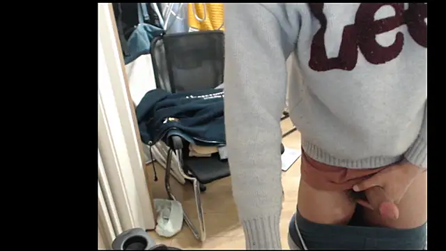 Snapshot of leeyoung_ chatting on 02-25-26, 02:54 leeyoung online show from 02-25-26, 02:54