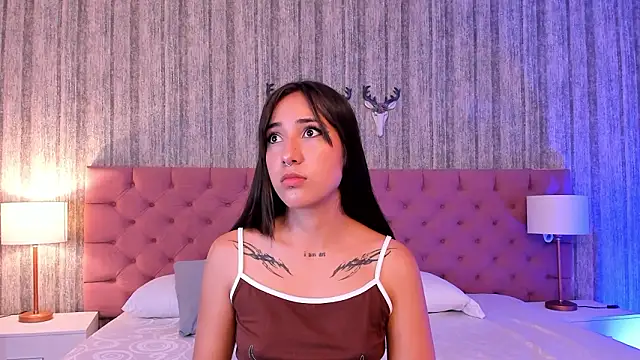 LiaaTurner online show from 02-03-26, 08:25