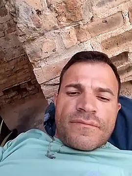 Claudiokkkkk online show from 12-18-25, 04:02