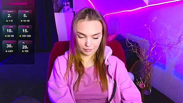 KitsyMoore online show from 09-22-25, 01:13