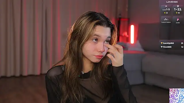 Snapshot of lovekissmes chatting on 11-30-25, 03:49 lovekissmes online show from 11-30-25, 03:49