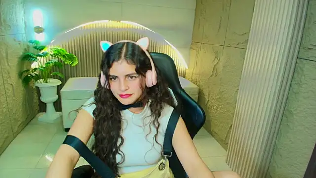 dany r  online show from 02-21-26, 06:42