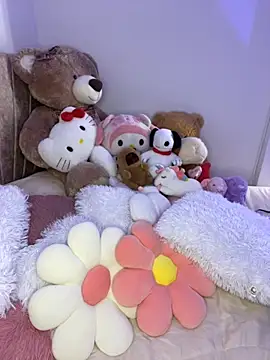 Snapshot of Mericute_ chatting on 10-30-25, 02:24 Mericute online show from 10-30-25, 02:24