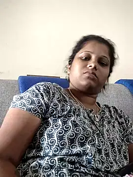 sweetqueen143 online show from 09-28-25, 05:35