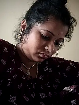 sweetqueen143 online show from 12-05-25, 03:15