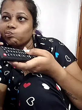 sweetqueen143 online show from 05-03-26, 03:34