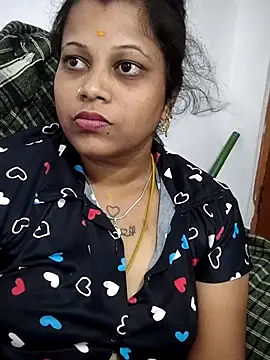 sweetqueen143 online show from 05-15-26, 10:50
