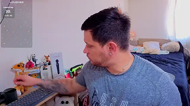 ryden 01 online show from 11-06-25, 03:57