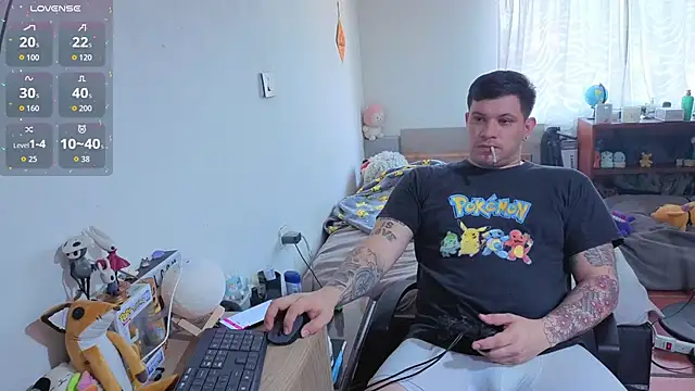 Snapshot of ryden_01 chatting on 01-16-26, 10:03 ryden 01 online show from 01-16-26, 10:03