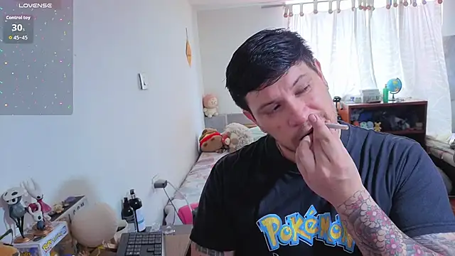 Snapshot of ryden_01 chatting on 02-15-26, 08:49 ryden 01 online show from 02-15-26, 08:49