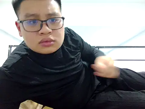 loveninja online show from 12-15-25, 01:15