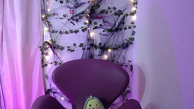 kamillew online show from 10-27-25, 09:24