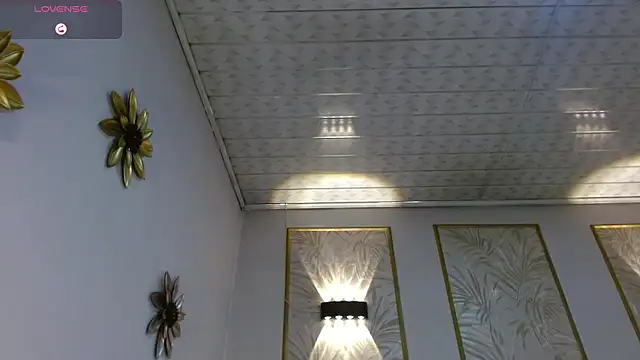 LunaaGrey  online show from 10-23-25, 03:39