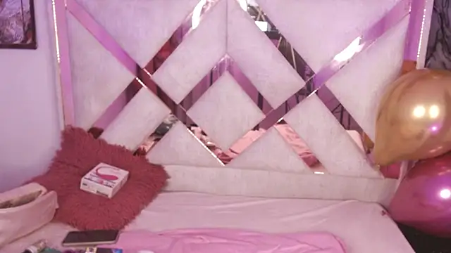 ladymooncs online show from 01-14-26, 04:18