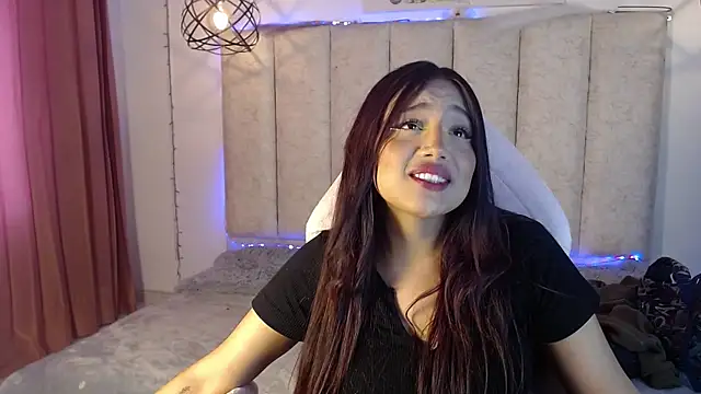 ladymooncs online show from 06-12-26, 05:34