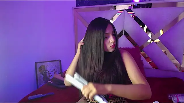 ladymooncs online show from 06-20-26, 06:00