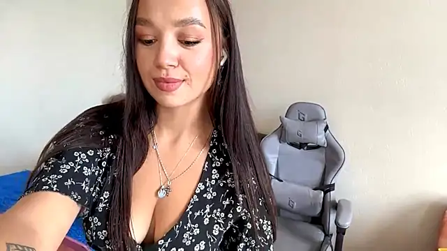 Carrie dreams online show from 09-21-25, 09:55