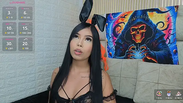 GIGIROSE  online show from 10-31-25, 08:21