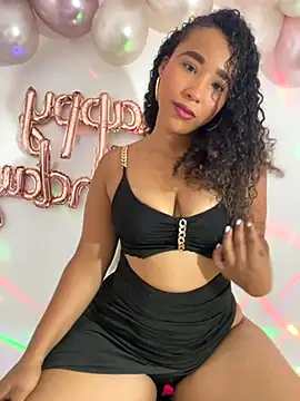 Snapshot of becca_wilsson chatting on 10-17-25, 07:55 becca wilsson online show from 10-17-25, 07:55