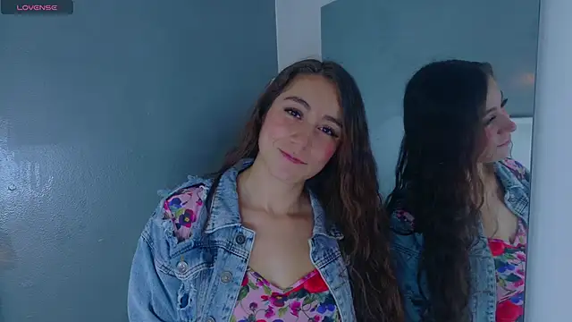 MyApril   online show from 11-06-25, 11:22