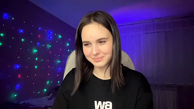 MollyPartey online show from 10-13-25, 10:10