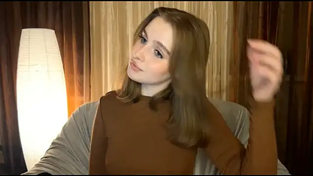 Snapshot of Sibriina_Liliya chatting on 03-25-26, 09:32 Sibriina Liliya online show from 03-25-26, 09:32