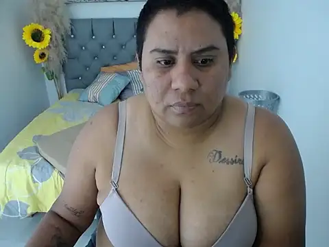 hotlesby valery online show from 03-18-26, 08:01