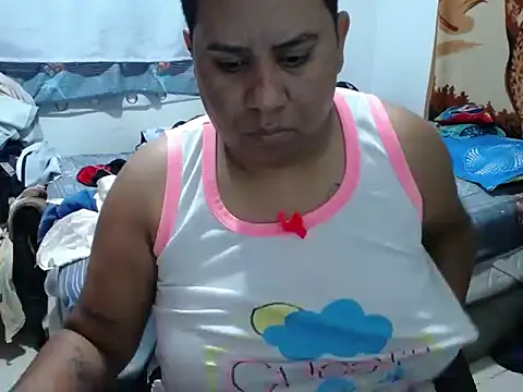 hotlesby valery online show from 05-11-26, 02:12