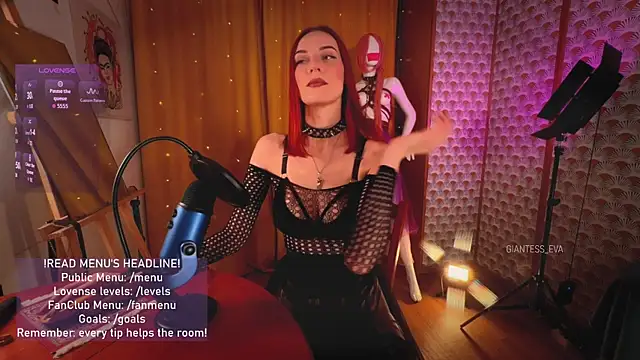 Snapshot of Giantess_Eva chatting on 05-16-26, 07:01 Giantess Eva online show from 05-16-26, 07:01