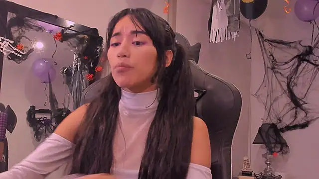 Rouse Monroe online show from 10-15-25, 04:12