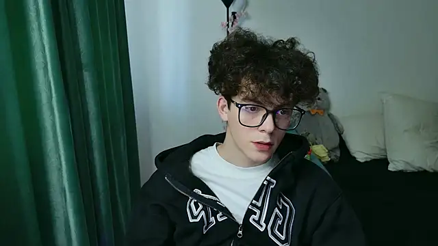 dreamgonetan online show from 09-27-25, 08:08